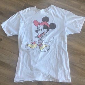 Men's Disney Mickey Mouse Tee Size Medium